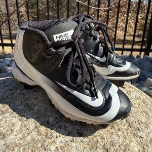 Nike Huarache Keystone Youth Baseball Cleats Black/White Size 11C Athletic Sport